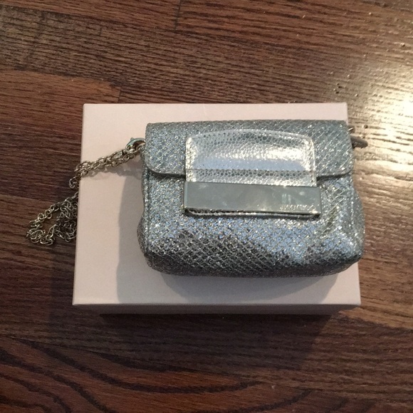 Jimmy Choo Handbags - Jimmy Choo gold clutch with chain strap